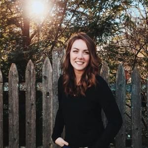 Meet your Posher, Olivia